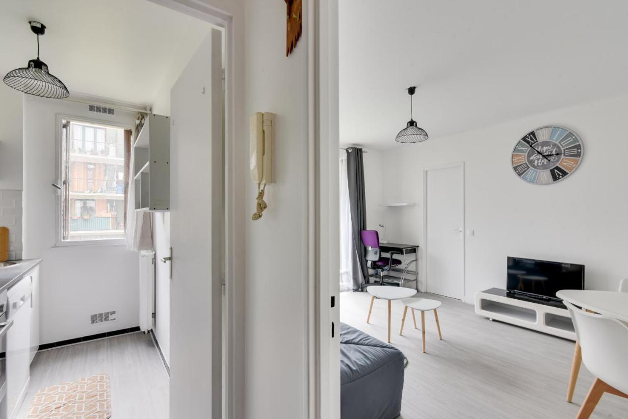 Budget Apart With Balcony Near Paris Apartment Bondy Ngoại thất bức ảnh